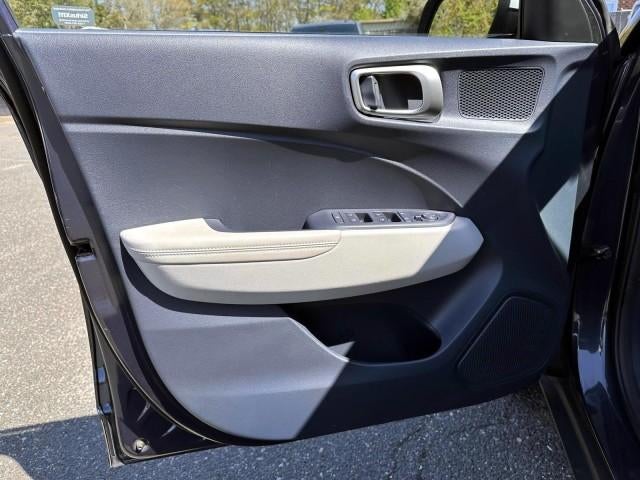 2023 Hyundai VENUE Limited IVT