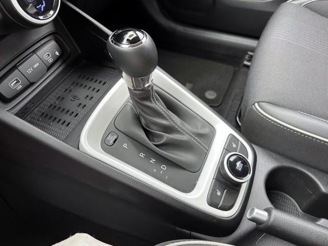 2023 Hyundai VENUE Limited IVT