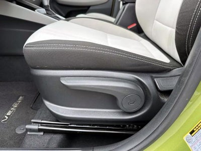 2023 Hyundai VENUE SEL IVT