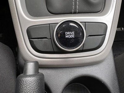 2023 Hyundai VENUE SEL IVT