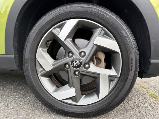 2023 Hyundai VENUE SEL IVT