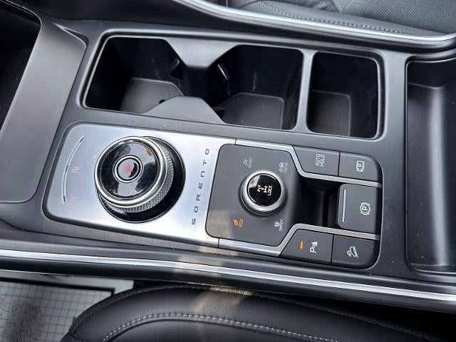 2023 Kia Sorento Hybrid EX AWD