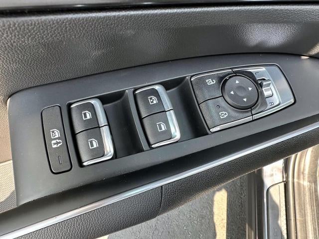 2023 Kia Sorento Hybrid EX AWD